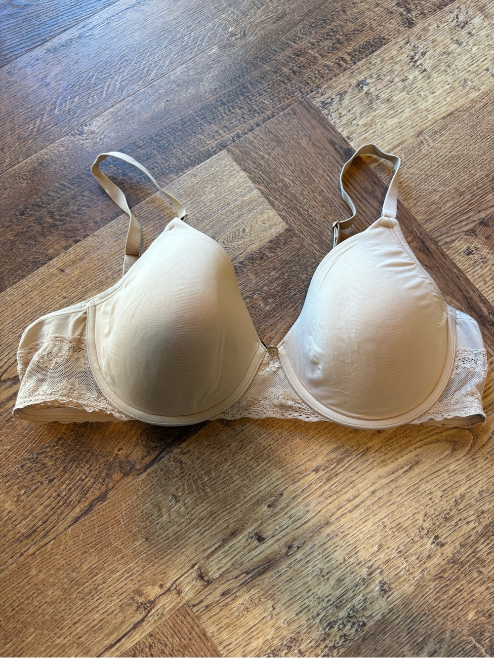Natori Beige Lace-Trim T-Shirt Bra 38B